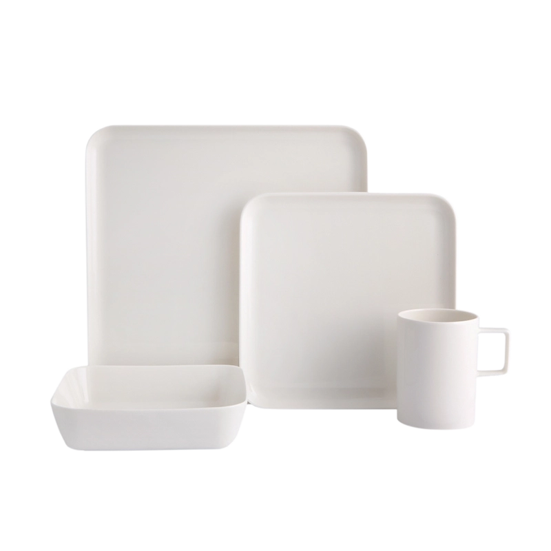 Cortot 4 Piece Dinnerware Set w/Mug