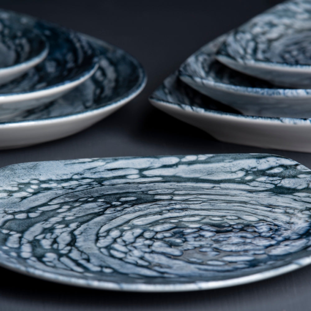 Vortex 4 Piece Dinnerware Set w/Mug